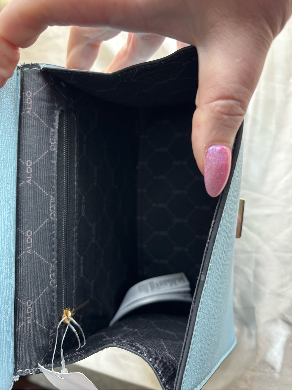 Aldo Light Blue Crossbody Bag with Tortoiseshell-Link Accent - Picture 11 of 16